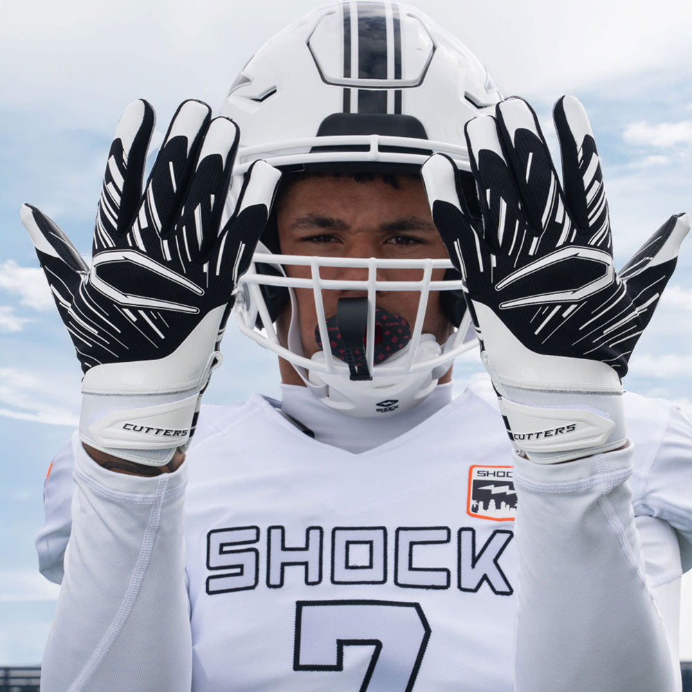 Athlete Wearing Game Day Pro Black/White Receiver Gloves